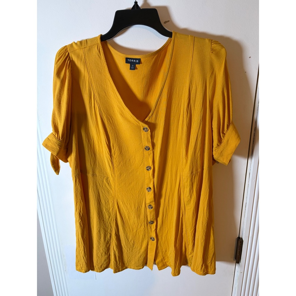 Torrid Mustard Yellow Button Front V-Neck Tie Sleeve Blouse Top Size 0 XL